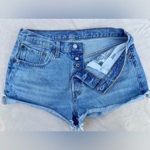 Levi’s 501 women’s jean denim shorts